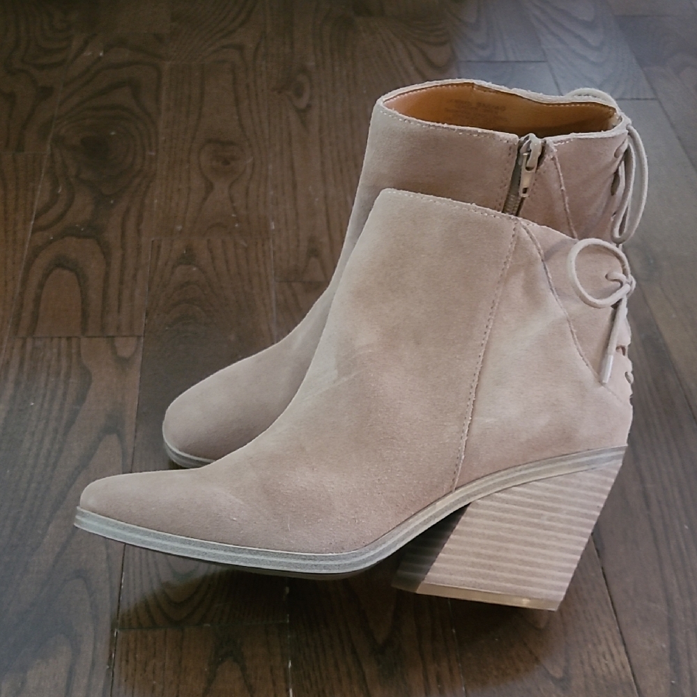 New Lucky Brand womens Mikasi Lace-up Bootie Ankle Boot Suede Size 9 - Picture 7 of 12